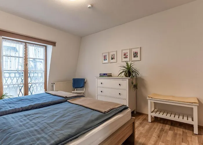 Lovely Quiet, Bright, Generous For Two, Private Parking Apartment Nuremberg