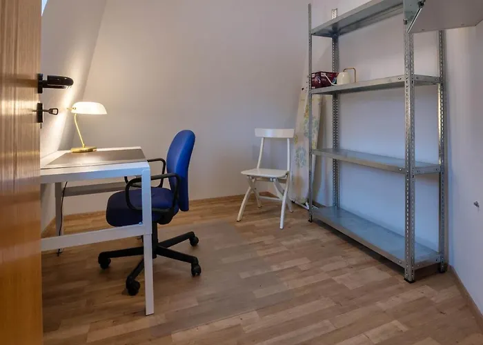 Lovely Quiet, Bright, Generous For Two, Private Parking Apartment Nuremberg