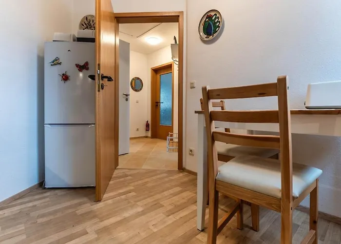 Lovely Quiet, Bright, Generous For Two, Private Parking *
