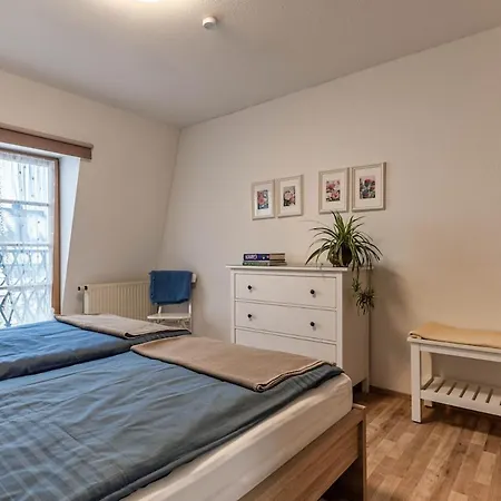 Lovely Quiet, Bright, Generous For Two, Private Parking Appartement Neurenberg