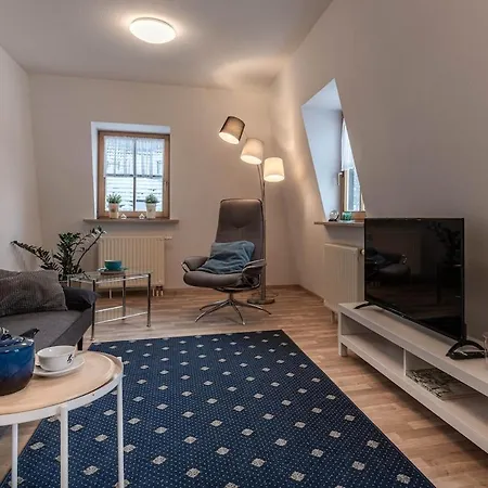 Appartement Lovely Quiet, Bright, Generous For Two, Private Parking *